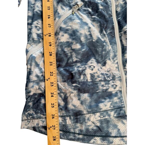 LULULEMON Miss Misty Jacket II Sea Side Silver Women's Sz 8 - Picture 8 of 10